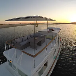 Barco Casa Botel Fuseta